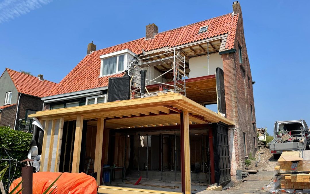 Verbouwing en uitbreiding woning in Badhoevedorp